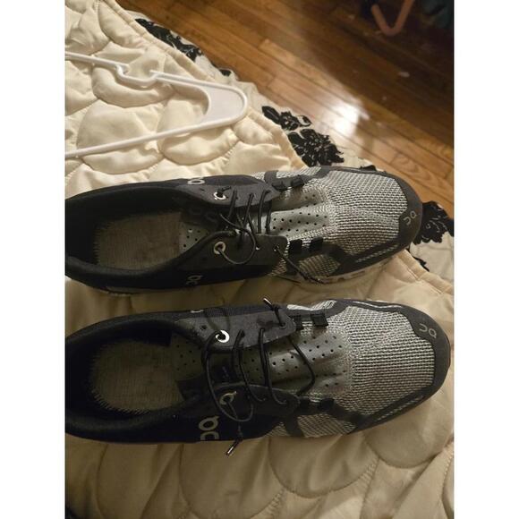 On Running Other - On Running Men's 8.5 Cloud Sneakers - Black and Gray